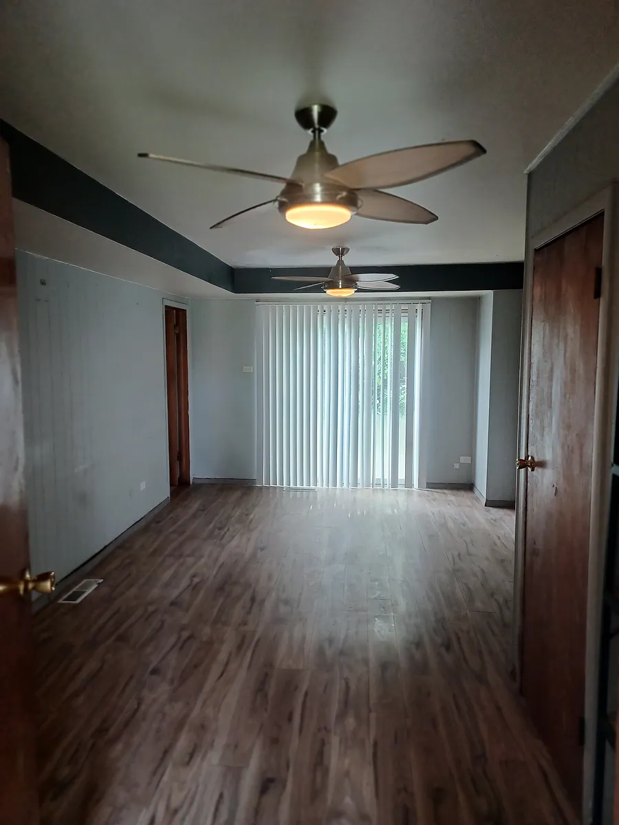 Building Photo - 14622 Parkside Dr