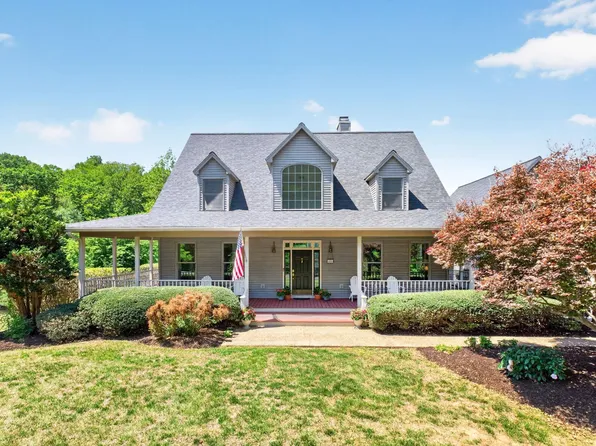 380 Ballenger Ln, Palmyra, VA 22963