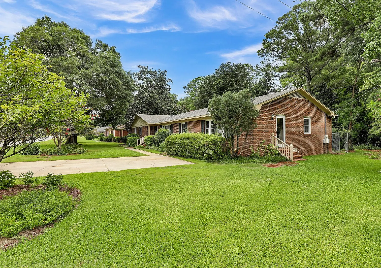 700 Clyde Drive, Jacksonville, NC — Photo 2