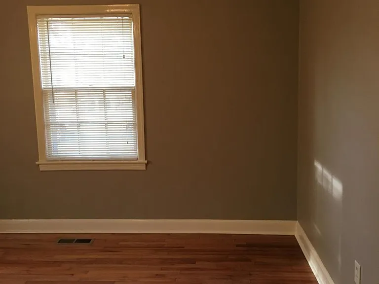 2403 Poincianna St SW — Photo 13