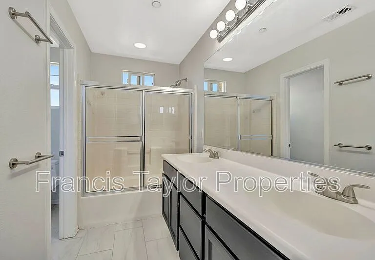 148 Elora Ln — Photo 11