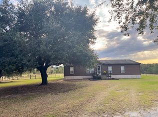 570 Four Notch Rd, Huntsville, TX 77340