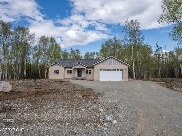 9413 W Palermo Cir, Wasilla, AK 99623