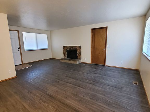 4th image of 2152-2174D SE Jackson St #2174B