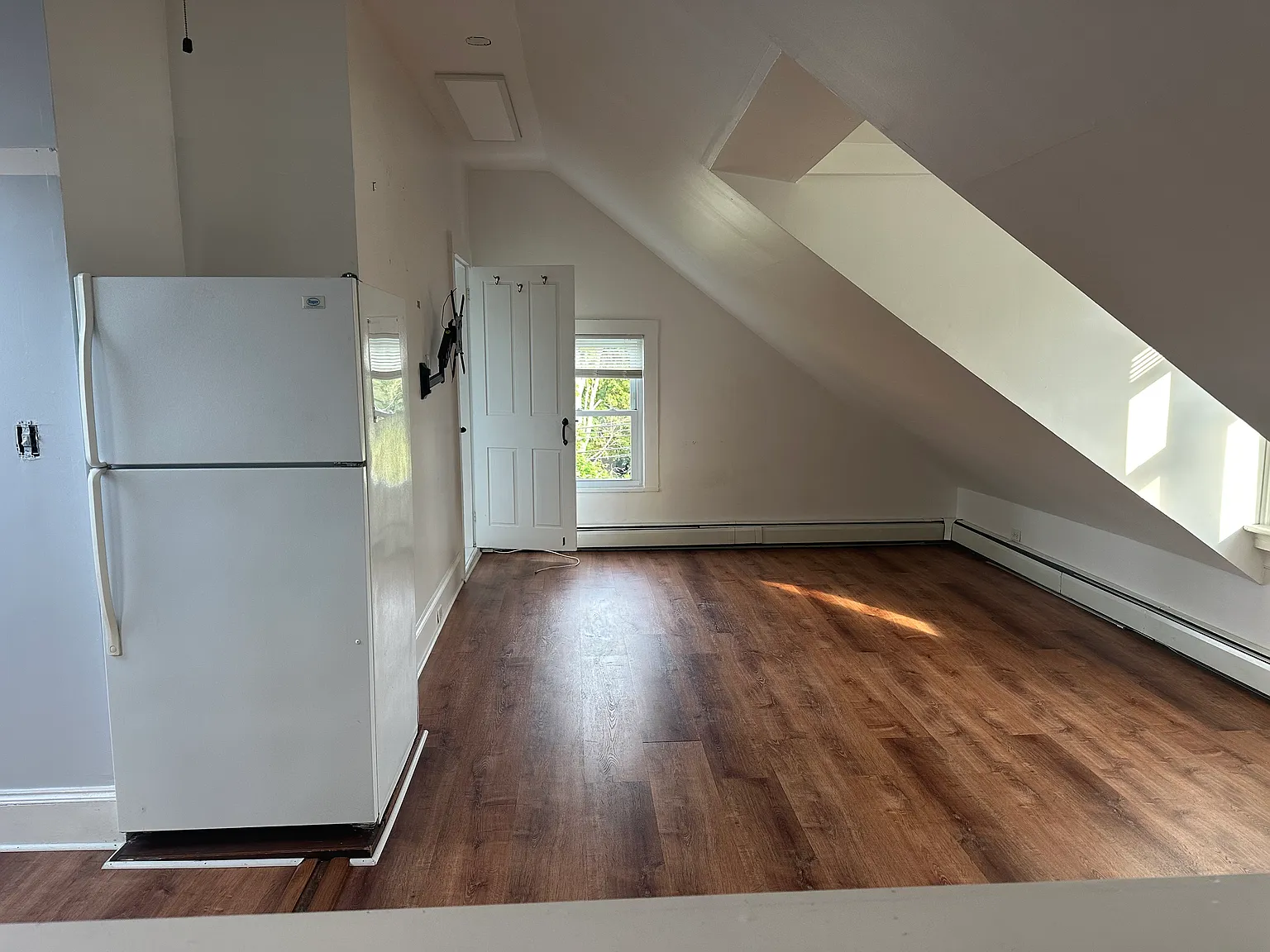 1 bed, 820 sqft, $2,000 — Photo 4