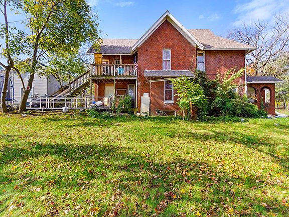 4th image of this home