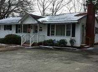 604 E Bay St, Dunn, NC 28334