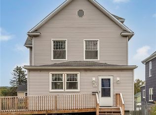 224 S 4th St, Youngwood, PA 15697