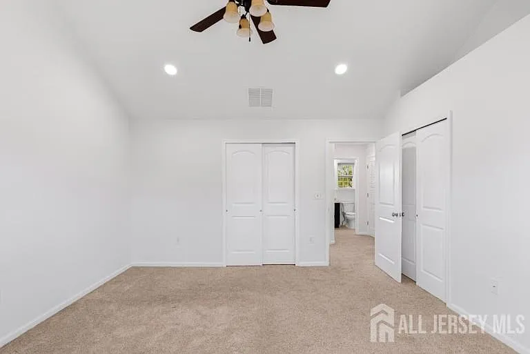 8 Alfred Ave — Photo 15