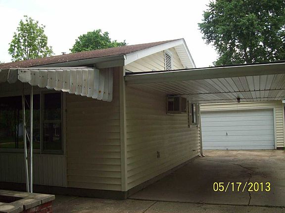2nd image of 303 Linden Dr