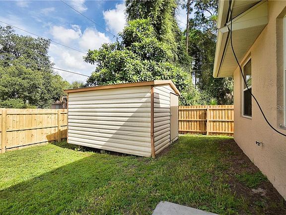 3rd image of 1099 Cassia St