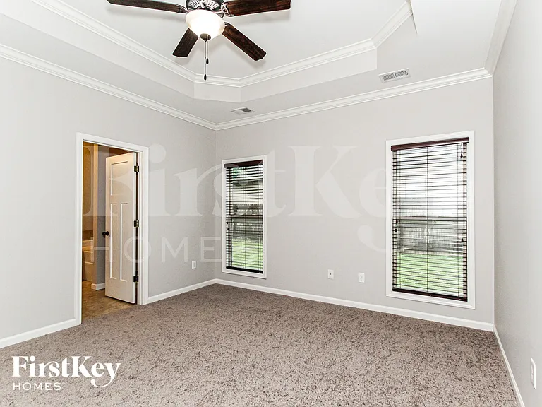 2067 Kerry Cir — Photo 11