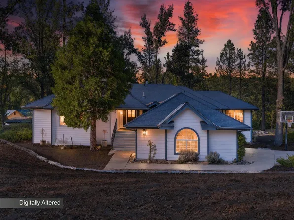 46055 Sutton Dr, Oakhurst, CA 93644