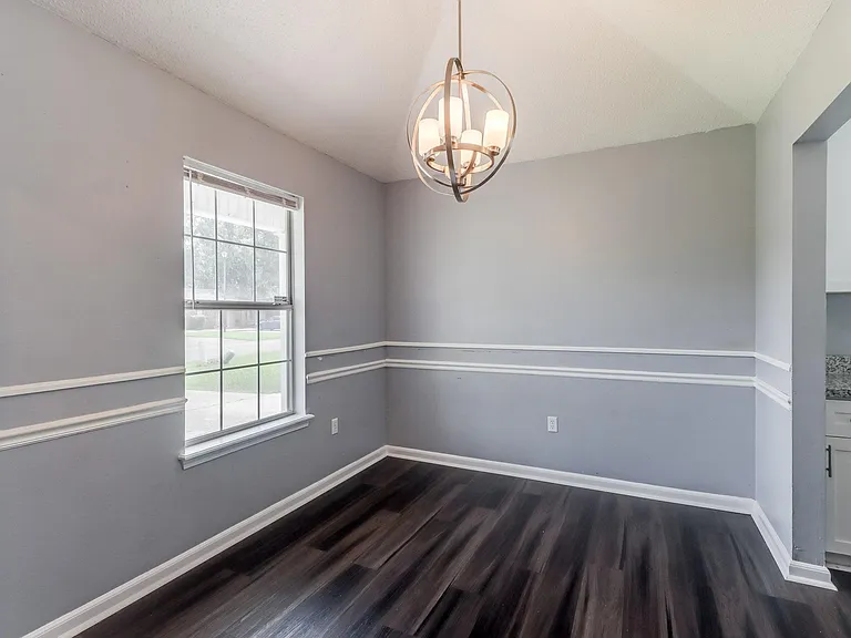 14160 Maple Ct #1 — Photo 6