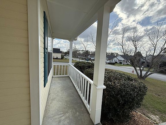 3rd image of 4179 Hamilton Cir