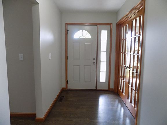 2nd image of 58440 Fillmore Ct