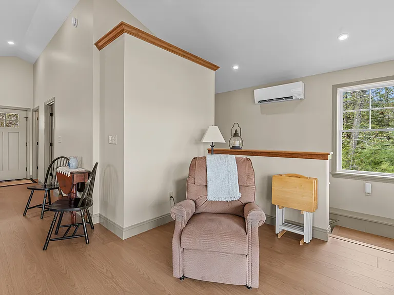 1296 W Shore Dr — Photo 12