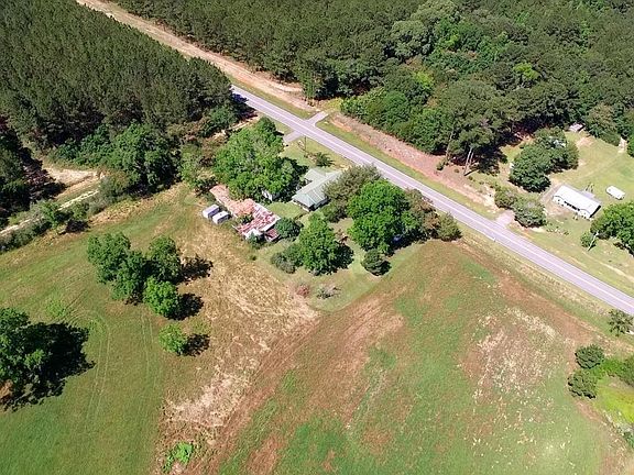 4th image of 8071 Highway 393
