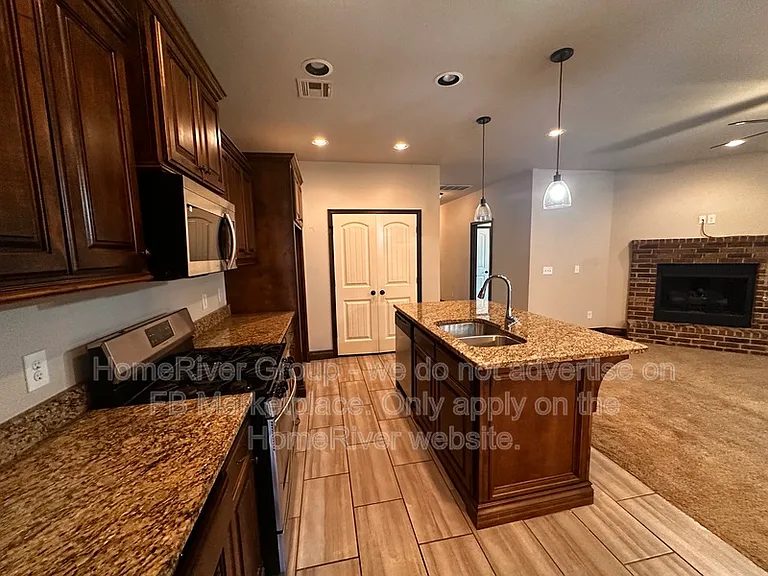 12732 NW 137th St — Photo 12
