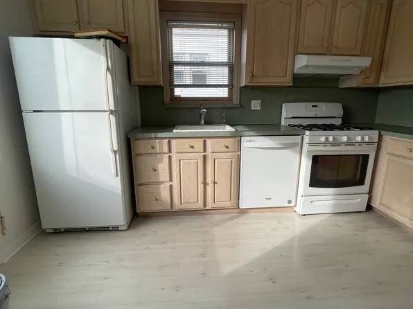 753 Hamilton St Floor 2, Harrison, NJ 07029