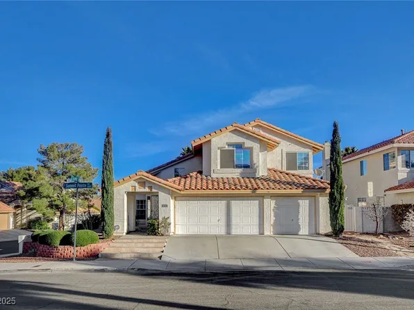 1800 Summit Pointe Dr, Las Vegas, NV 89117