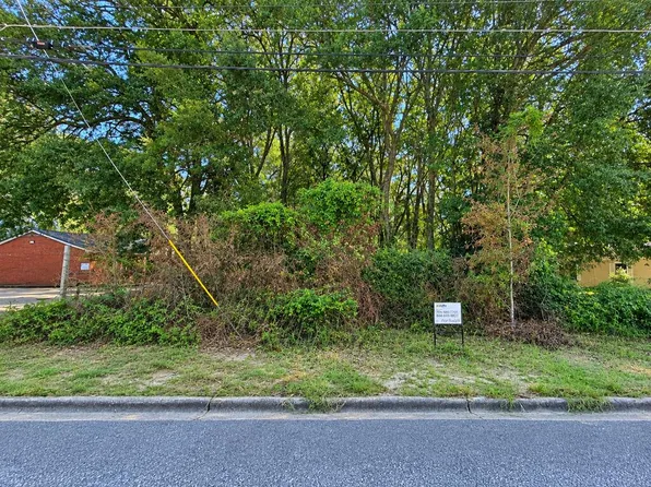 224 N Mock Rd, Albany, GA 31705