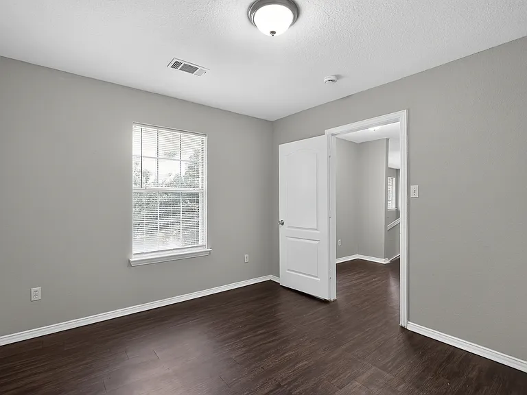 2740 Windswept Ln — Photo 28