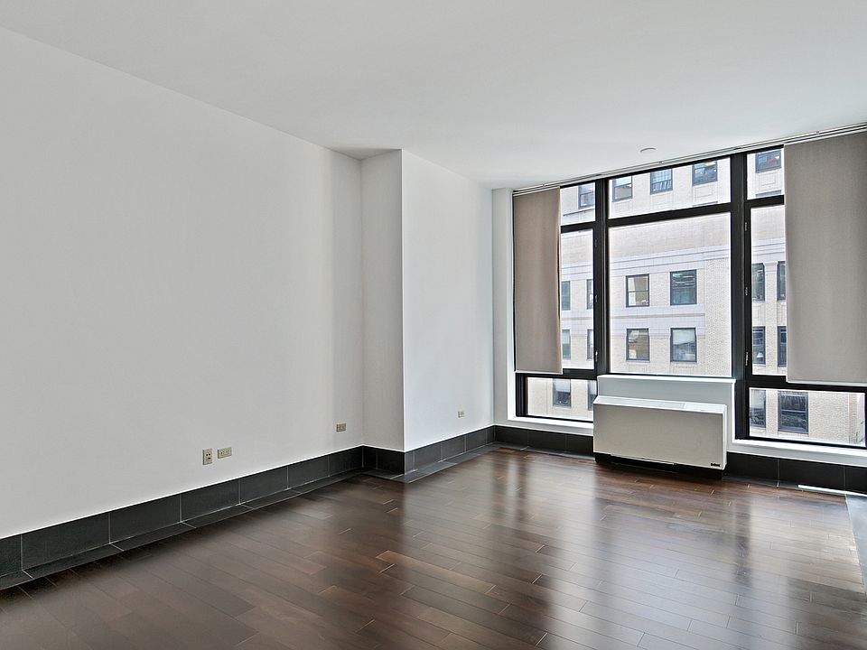 1st image of 40 Broad St APT 17C