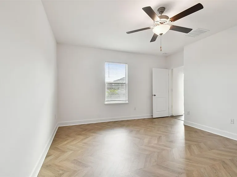 5507 Rainwood Meadows Dr — Photo 25