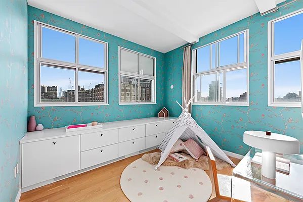 Sold by Corcoran | media 52