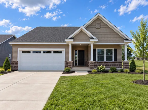 1 Forest Dr, Monticello, IL 61856