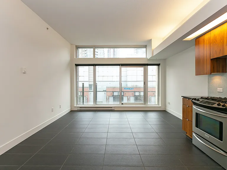 33 W Pender St #508 — Photo 15