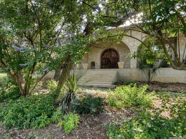 106 Lake Blvd, Boerne, TX 78006