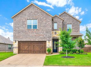 426 Bentley Dr, Midlothian, TX 76065