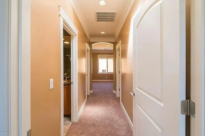 2608 E Turney Ave #3 — Photo 4