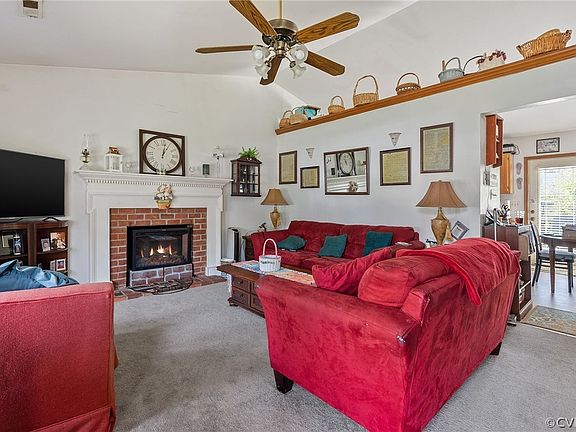 4th image of 2709 Tavern Way