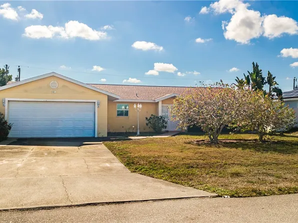 224 SE 3rd Ter, Cape Coral, FL 33990