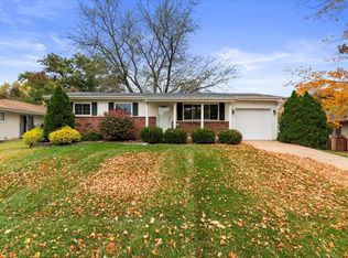 495 Cherrydale Dr, Florissant, MO 63031