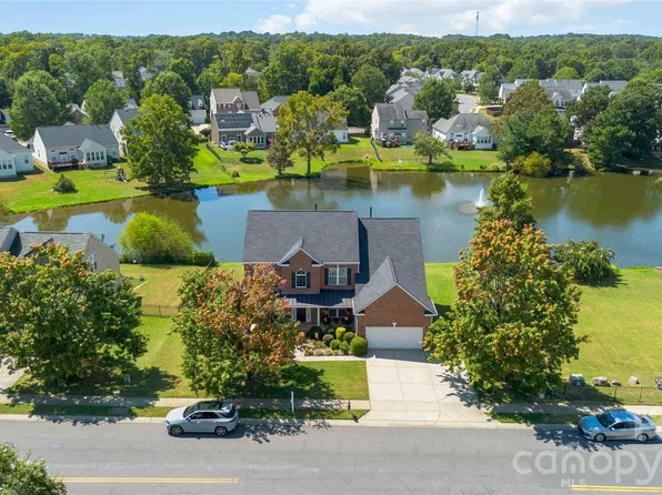 12702 Winget Rd, Charlotte, NC 28278