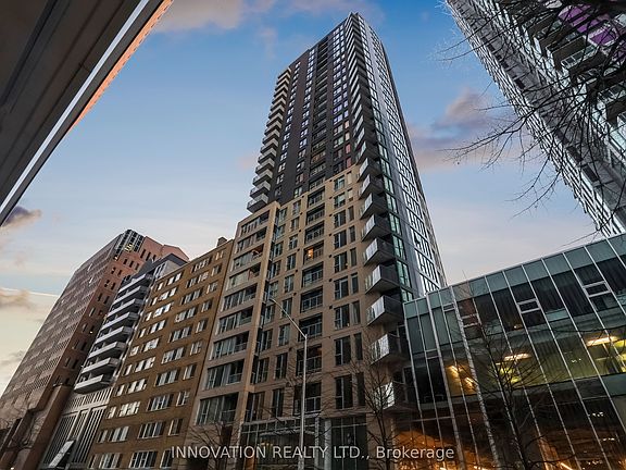 3rd image of 40 Nepean St #1203