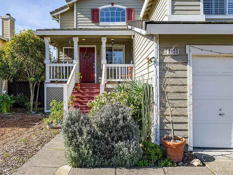 2133 Fairfax Pl — Photo 6