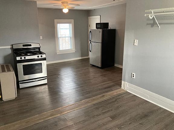 2nd image of 25 Weeden St Unit 3R