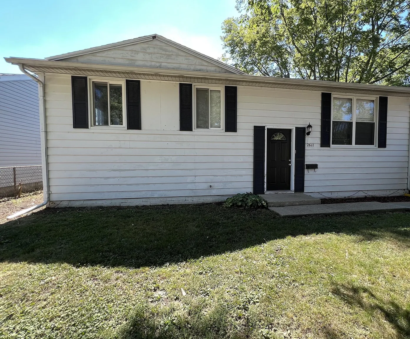 2611 E California Ave photo 1