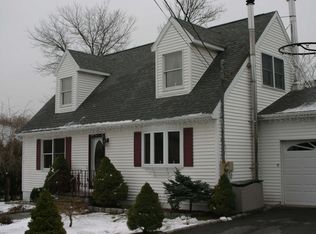 75 Union Valley Rd, Mahopac, NY 10541