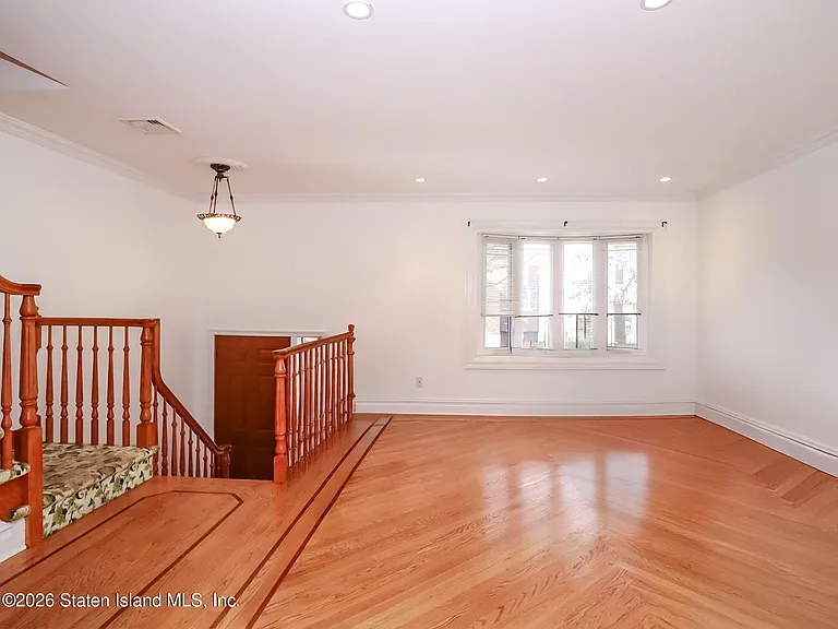 64 Claradon Ln — Photo 4