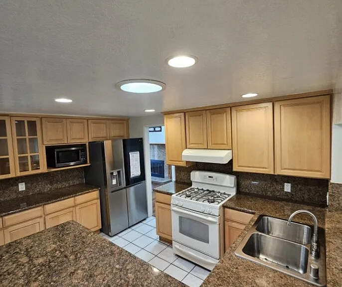 5686 Geranium Ct — Photo 22