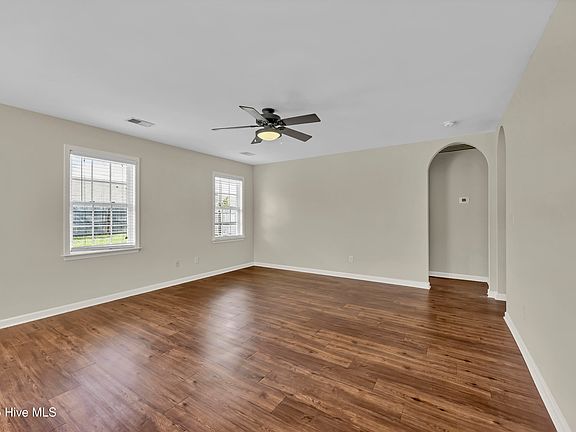 5th image of 1754 Pepperwood Way