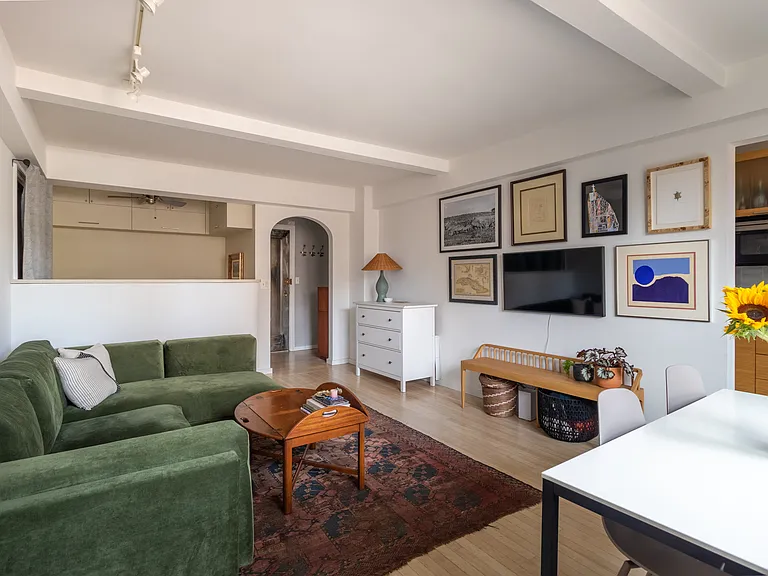 2 Horatio St #6E — Photo 3