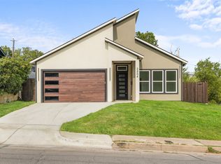 2504 Vaughn Blvd, Fort Worth, TX 76105