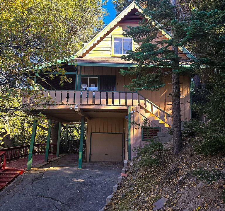 1st image of 629 Chateau Dr